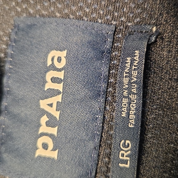 Prana button down - Picture 2 of 7